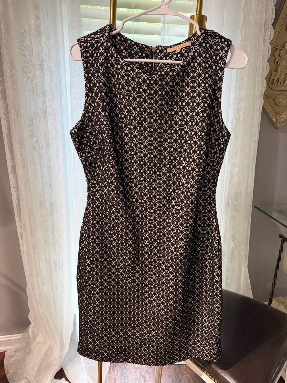 Gibson Black and Cream Textured Sleeveless Midi Dress